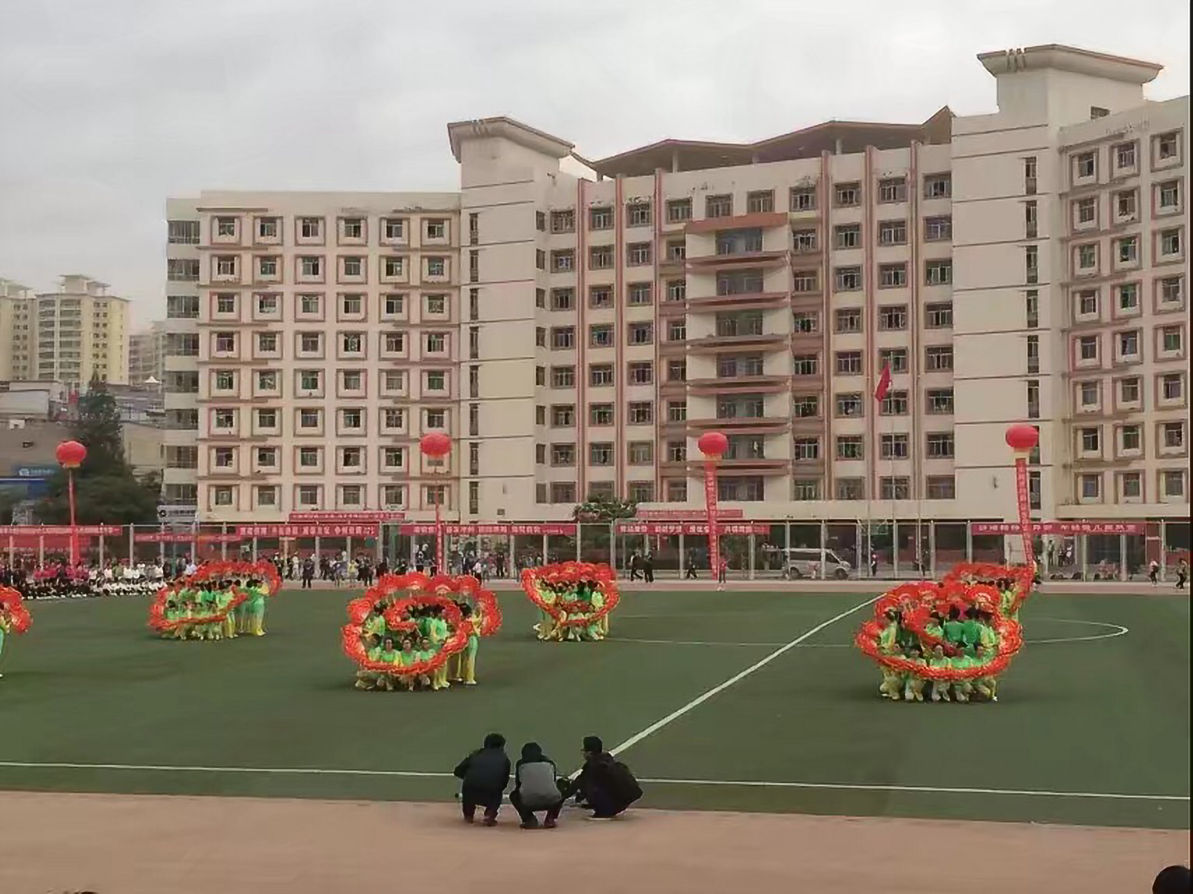 05755AE941D9C5F7A189B4B2E5687103